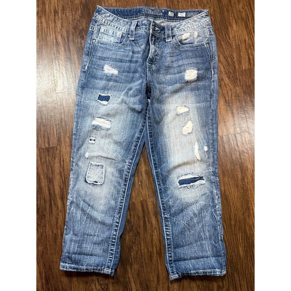 Miss Me Women’s 28 Boyfriend Capri Distressed - Picture 2 of 6